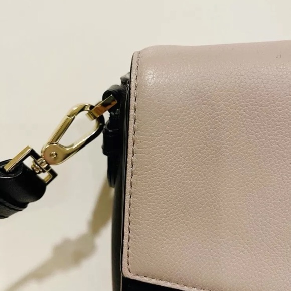 Kate Spade Lilac CrossBody Purse (8" H x 10.5" W x 3" D) - Picture 4 of 15